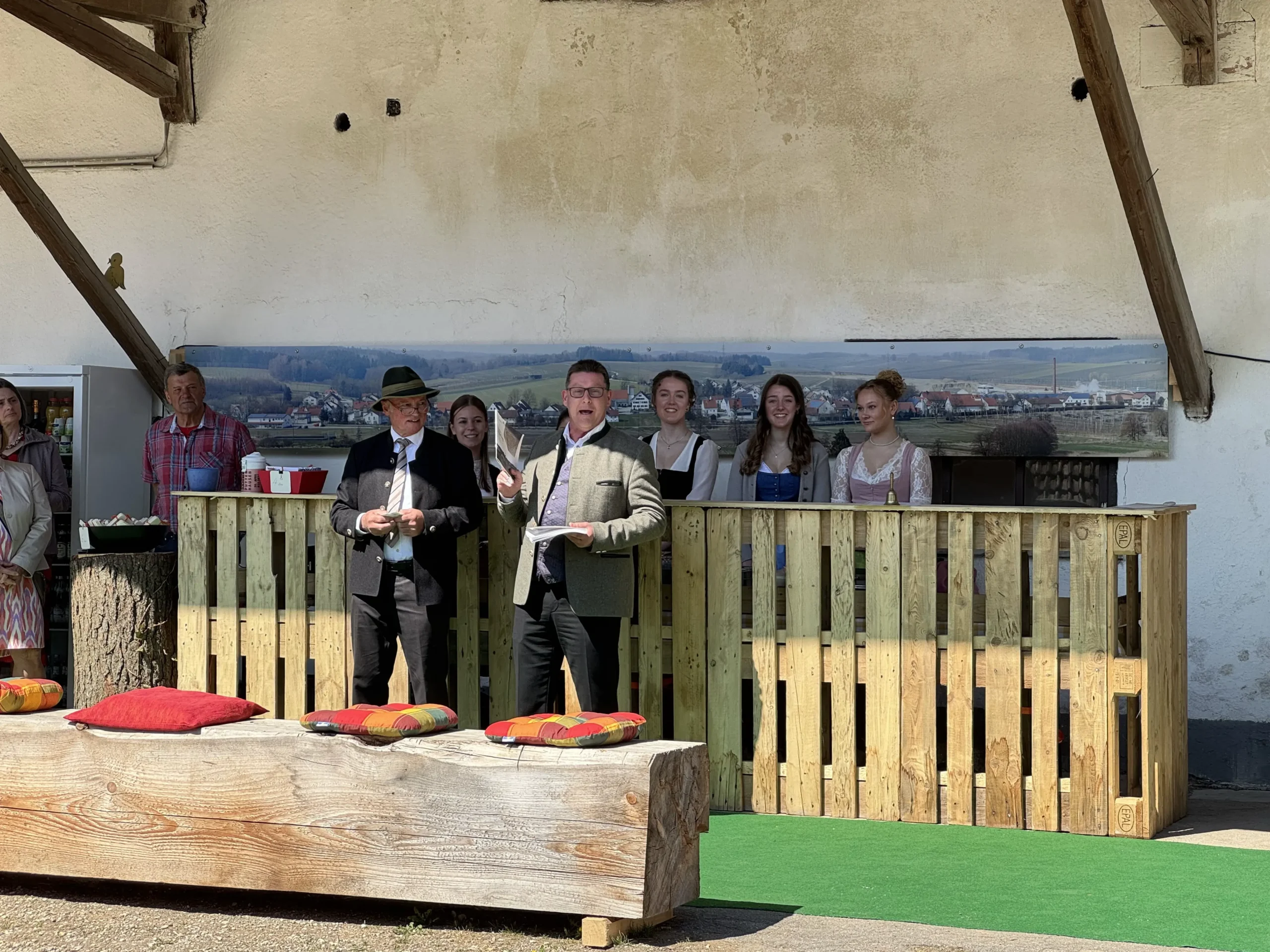 „TR ADPUTTINHUSUN“ — Feierliche Ausstellung zu 1200 Jahre Puttenhausen